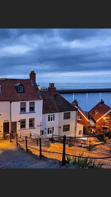 North Star Cottage Уитби Экстерьер фото
